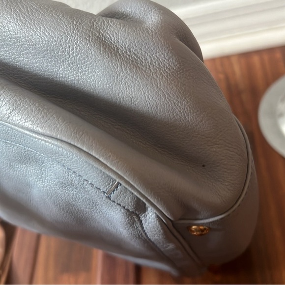 Salvatore Ferragamo shoulder bag - Picture 9 of 10